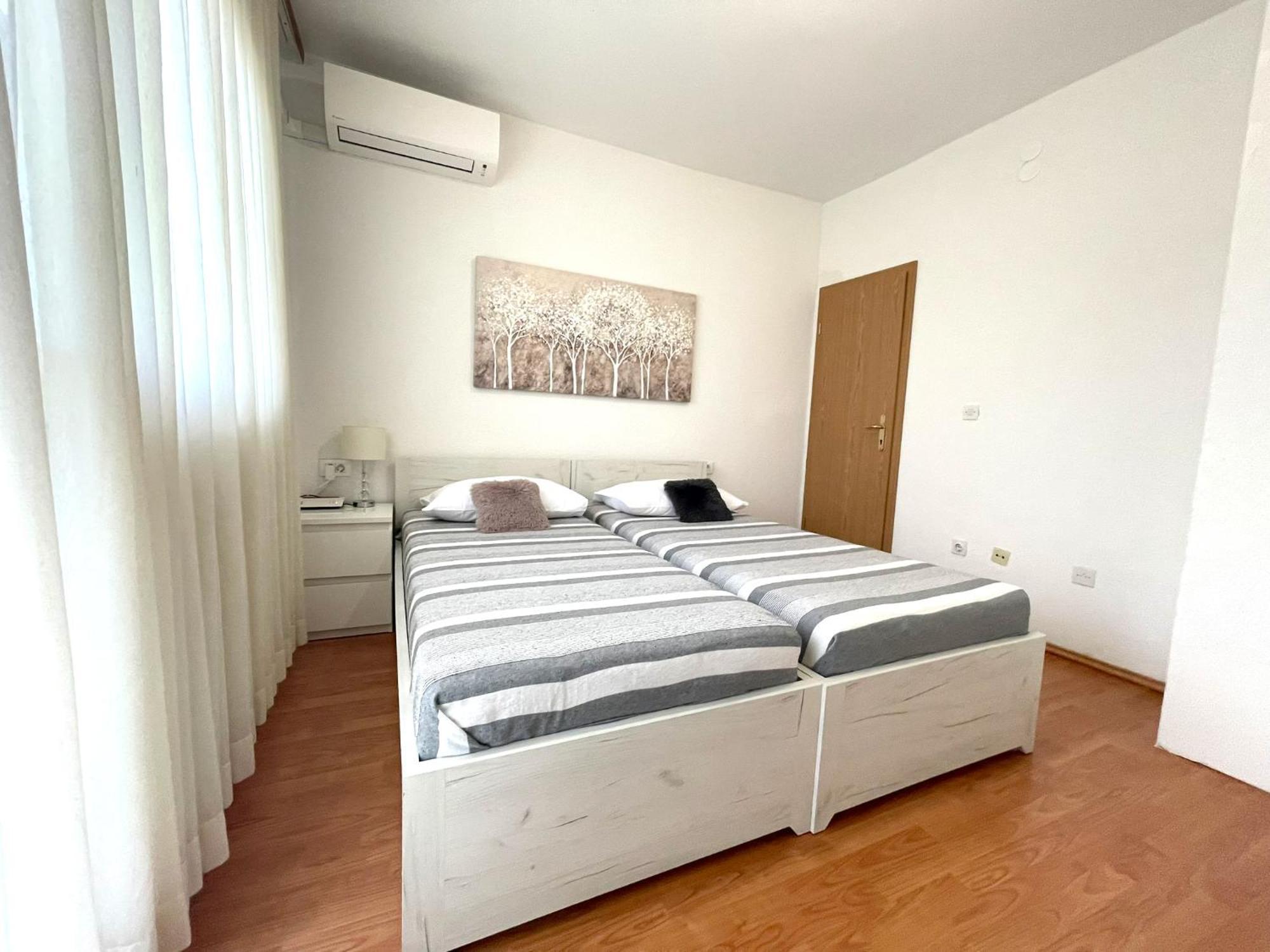 Roma Trogir Apartamento Exterior foto
